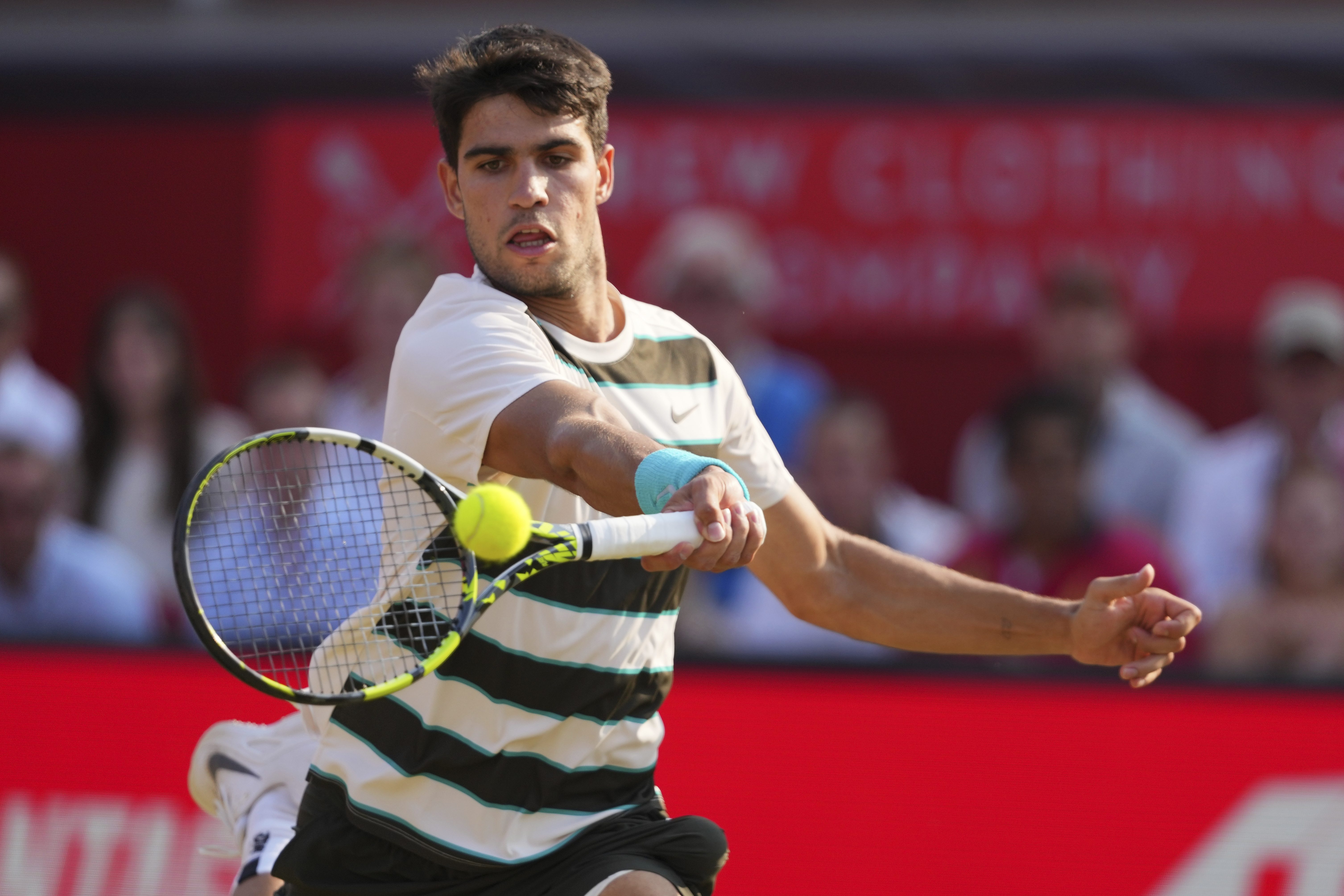 澳网绝杀拉沃尔杯，阿尔卡拉斯惊艳四座