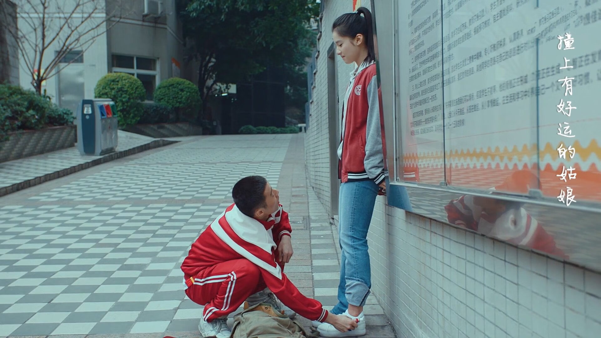 绿衫军铁血碾碎鹈鹕羽翼，王者詹姆斯跨域演绎英超争冠接管时刻